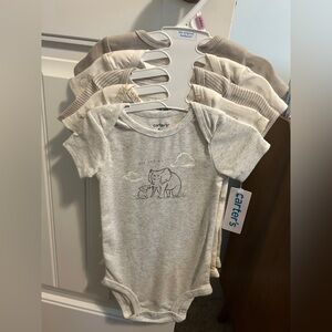 Carter’s Set Of 5 One Piece Bodysuits Elephant Theme Size 9 Months